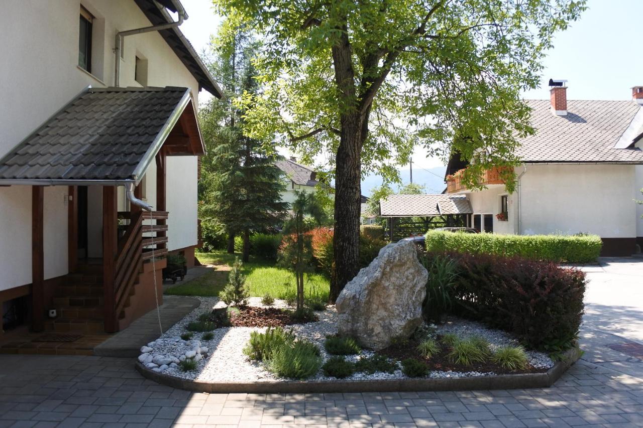 Apartma Vrh Lesce (Upper Carniola) Exterior foto